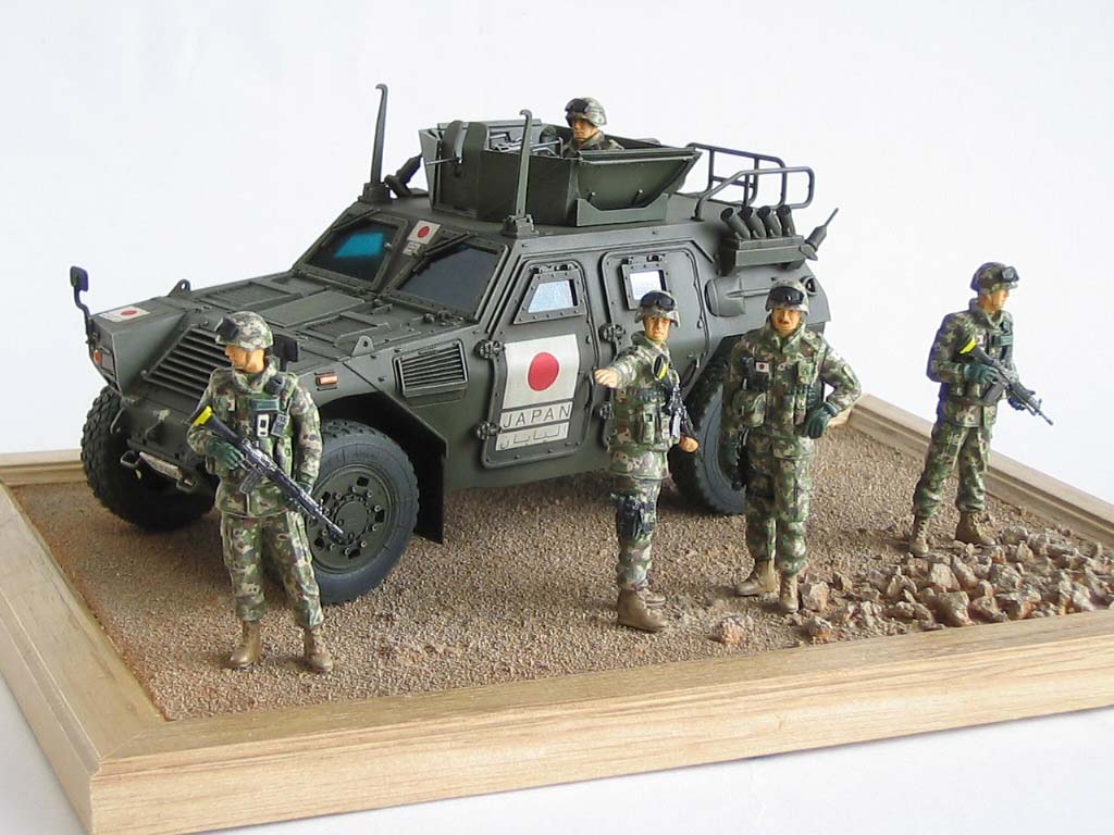 タミヤ 1/35「陸上自衛隊軽装甲機動車 イラク派遣仕様」プラモデル制作 